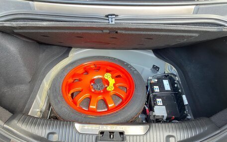 Jaguar XJ IV (X351), 2016 год, 2 400 000 рублей, 26 фотография