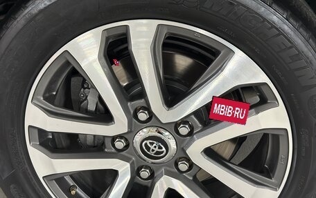 Toyota Land Cruiser 200, 2015 год, 6 399 000 рублей, 6 фотография