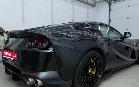 Ferrari 812, 2017 год, 28 000 000 рублей, 6 фотография