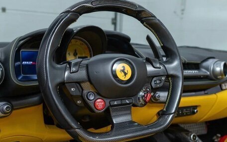 Ferrari 812, 2017 год, 28 000 000 рублей, 11 фотография