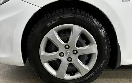 Hyundai Solaris II рестайлинг, 2011 год, 435 000 рублей, 14 фотография