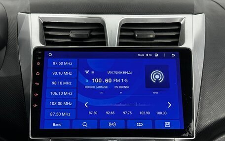 Hyundai Solaris II рестайлинг, 2011 год, 435 000 рублей, 23 фотография