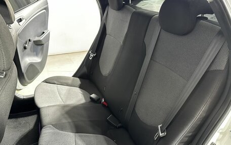 Hyundai Solaris II рестайлинг, 2011 год, 435 000 рублей, 21 фотография