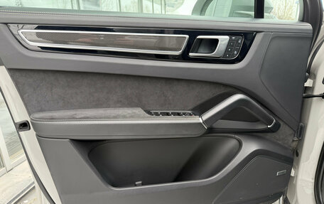 Porsche Cayenne III, 2021 год, 16 400 000 рублей, 16 фотография