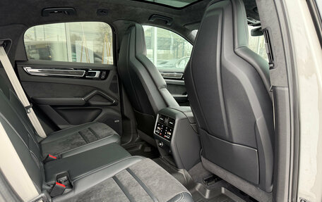 Porsche Cayenne III, 2021 год, 16 400 000 рублей, 33 фотография