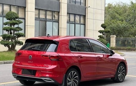 Volkswagen Golf VIII, 2021 год, 1 570 000 рублей, 6 фотография