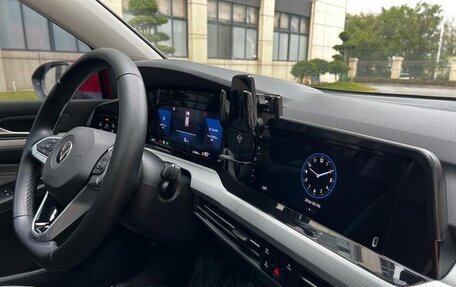 Volkswagen Golf VIII, 2021 год, 1 570 000 рублей, 8 фотография