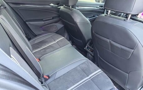 Volkswagen Golf VIII, 2022 год, 1 555 000 рублей, 7 фотография