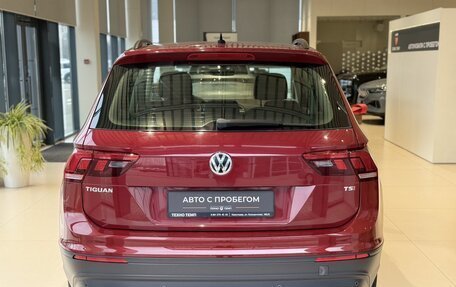 Volkswagen Tiguan II, 2017 год, 2 020 000 рублей, 6 фотография