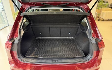 Volkswagen Tiguan II, 2017 год, 2 020 000 рублей, 23 фотография