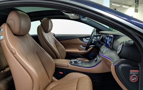 Mercedes-Benz E-Класс, 2020 год, 5 500 000 рублей, 23 фотография