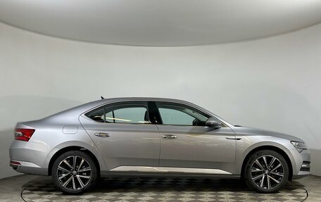 Skoda Superb III рестайлинг, 2025 год, 3 700 000 рублей, 5 фотография