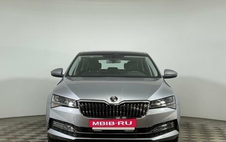 Skoda Superb III рестайлинг, 2025 год, 3 700 000 рублей, 2 фотография