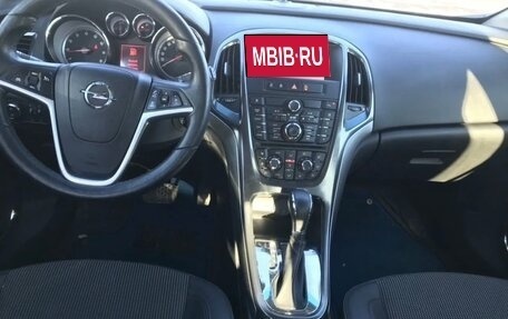 Opel Astra J, 2010 год, 600 000 рублей, 9 фотография