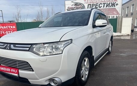 Mitsubishi Outlander III рестайлинг 3, 2012 год, 1 350 000 рублей, 6 фотография