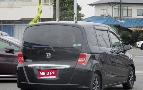 Honda Freed I, 2015 год, 1 150 000 рублей, 7 фотография