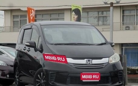 Honda Freed I, 2015 год, 1 150 000 рублей, 2 фотография