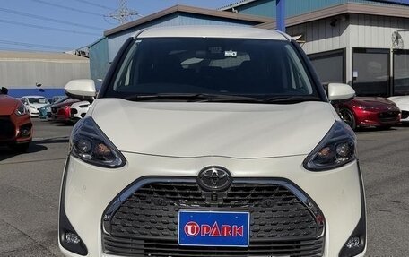 Toyota Sienta II, 2022 год, 1 430 000 рублей, 3 фотография