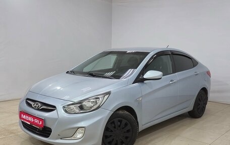 Hyundai Solaris II рестайлинг, 2011 год, 585 000 рублей, 1 фотография