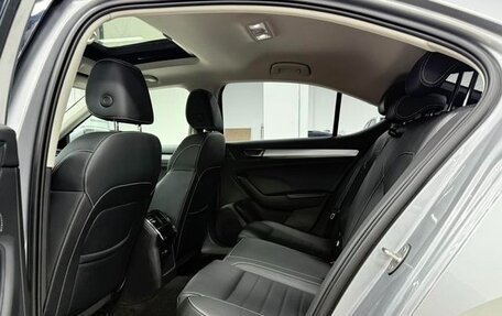 Skoda Superb III рестайлинг, 2022 год, 1 961 000 рублей, 20 фотография