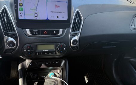 Hyundai ix35 I рестайлинг, 2013 год, 899 000 рублей, 9 фотография