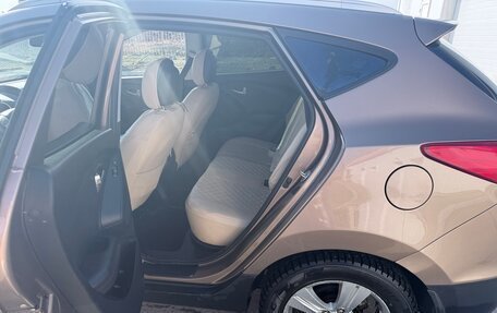 Hyundai ix35 I рестайлинг, 2013 год, 899 000 рублей, 7 фотография