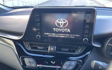 Toyota C-HR I рестайлинг, 2022 год, 1 850 000 рублей, 14 фотография