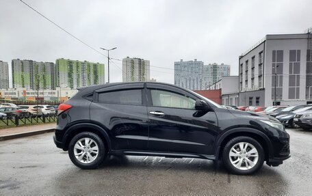 Honda Vezel, 2018 год, 1 700 000 рублей, 6 фотография