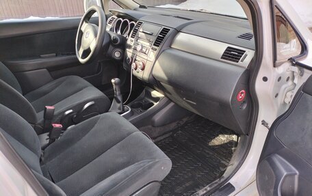 Nissan Tiida, 2011 год, 690 000 рублей, 13 фотография