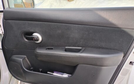 Nissan Tiida, 2011 год, 690 000 рублей, 14 фотография