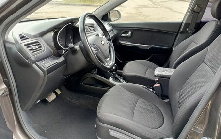 KIA Rio III рестайлинг, 2016 год, 1 049 000 рублей, 20 фотография