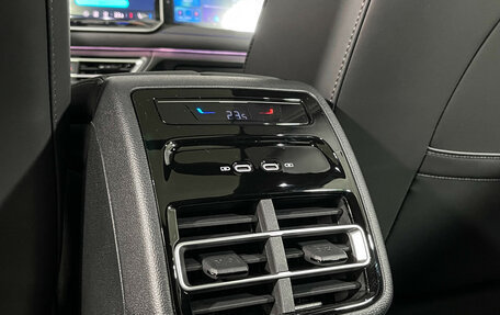 Volkswagen Tiguan, 2026 год, 5 600 000 рублей, 22 фотография