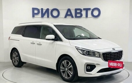 KIA Carnival III, 2019 год, 2 549 999 рублей, 3 фотография