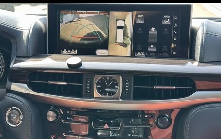 Lexus LX III, 2016 год, 6 300 000 рублей, 12 фотография