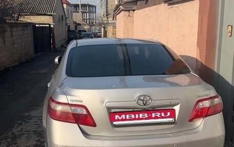 Toyota Camry, 2010 год, 750 000 рублей, 2 фотография
