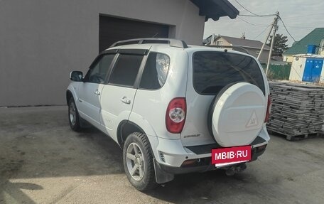 Chevrolet Niva I рестайлинг, 2017 год, 730 000 рублей, 6 фотография