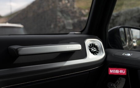 Mercedes-Benz G-Класс AMG, 2022 год, 23 000 000 рублей, 15 фотография