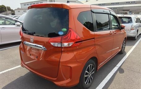 Honda Freed II, 2021 год, 1 690 000 рублей, 2 фотография