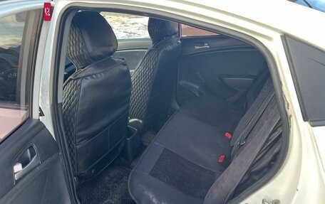 Hyundai Solaris II рестайлинг, 2016 год, 350 000 рублей, 6 фотография