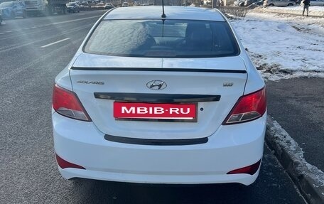 Hyundai Solaris II рестайлинг, 2016 год, 350 000 рублей, 3 фотография