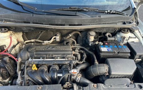 Hyundai Solaris II рестайлинг, 2016 год, 350 000 рублей, 13 фотография