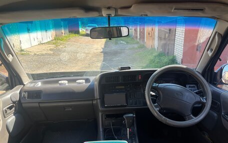 Toyota HiAce H100, 1994 год, 1 000 000 рублей, 3 фотография