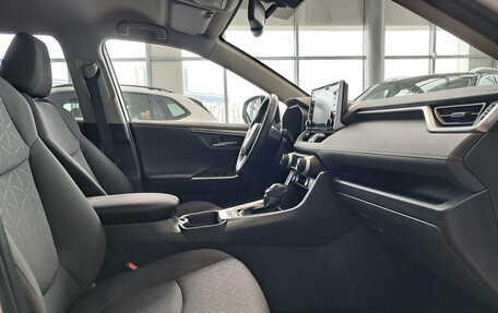 Toyota RAV4, 2020 год, 3 550 000 рублей, 15 фотография