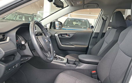 Toyota RAV4, 2020 год, 3 550 000 рублей, 20 фотография