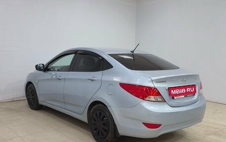 Hyundai Solaris II рестайлинг, 2011 год, 585 000 рублей, 6 фотография