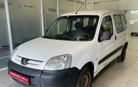 Peugeot Partner II рестайлинг 2, 2011 год, 329 000 рублей, 1 фотография