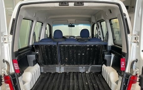 Peugeot Partner II рестайлинг 2, 2011 год, 329 000 рублей, 11 фотография