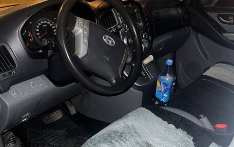 Hyundai Grand Starex Grand Starex I рестайлинг 2, 2013 год, 1 600 000 рублей, 5 фотография