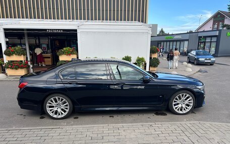 BMW 7 серия, 2020 год, 1 500 000 рублей, 9 фотография