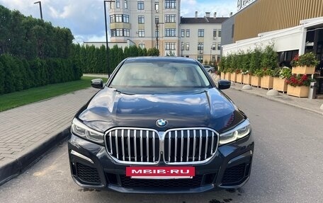 BMW 7 серия, 2020 год, 1 500 000 рублей, 7 фотография